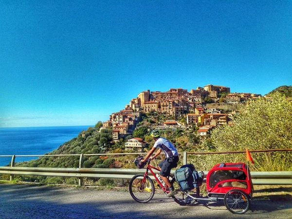 Immagine per Cilento in Bicicletta 2025: 10 Percorsi Imperdibili dalla Costa alle Vette